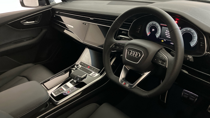 Audi Q7 3.0 TFSI Qtro 340 Black Ed 5dr Tiptronic [Tech] Petrol Estate - Image 6